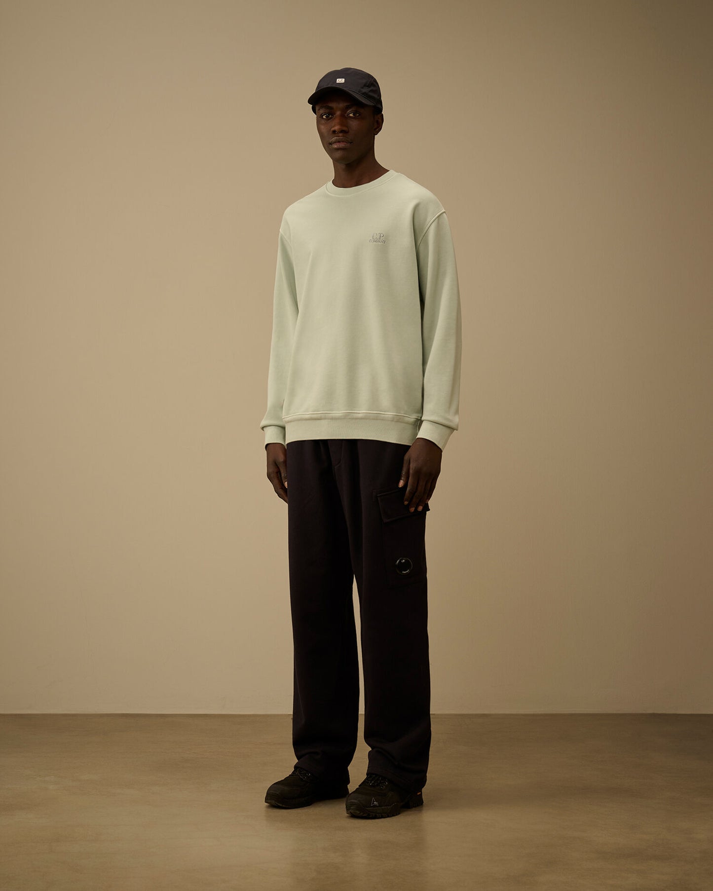 Cotton Diagonal Fleece Resist Dyed Crewneck Logo Sweatshirt, MISTY BLUE