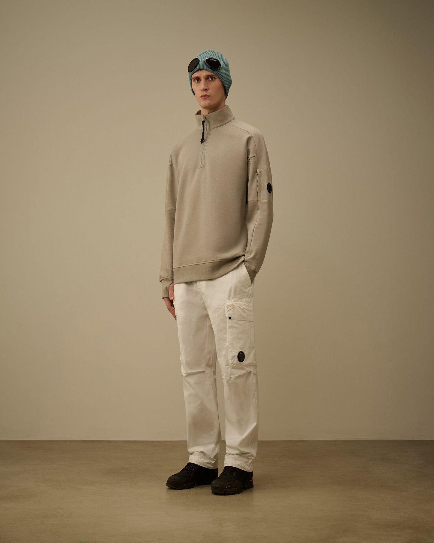 Diagonal Raised Fleece Half Zip Lens Sweatshirt, DOVE - GREY