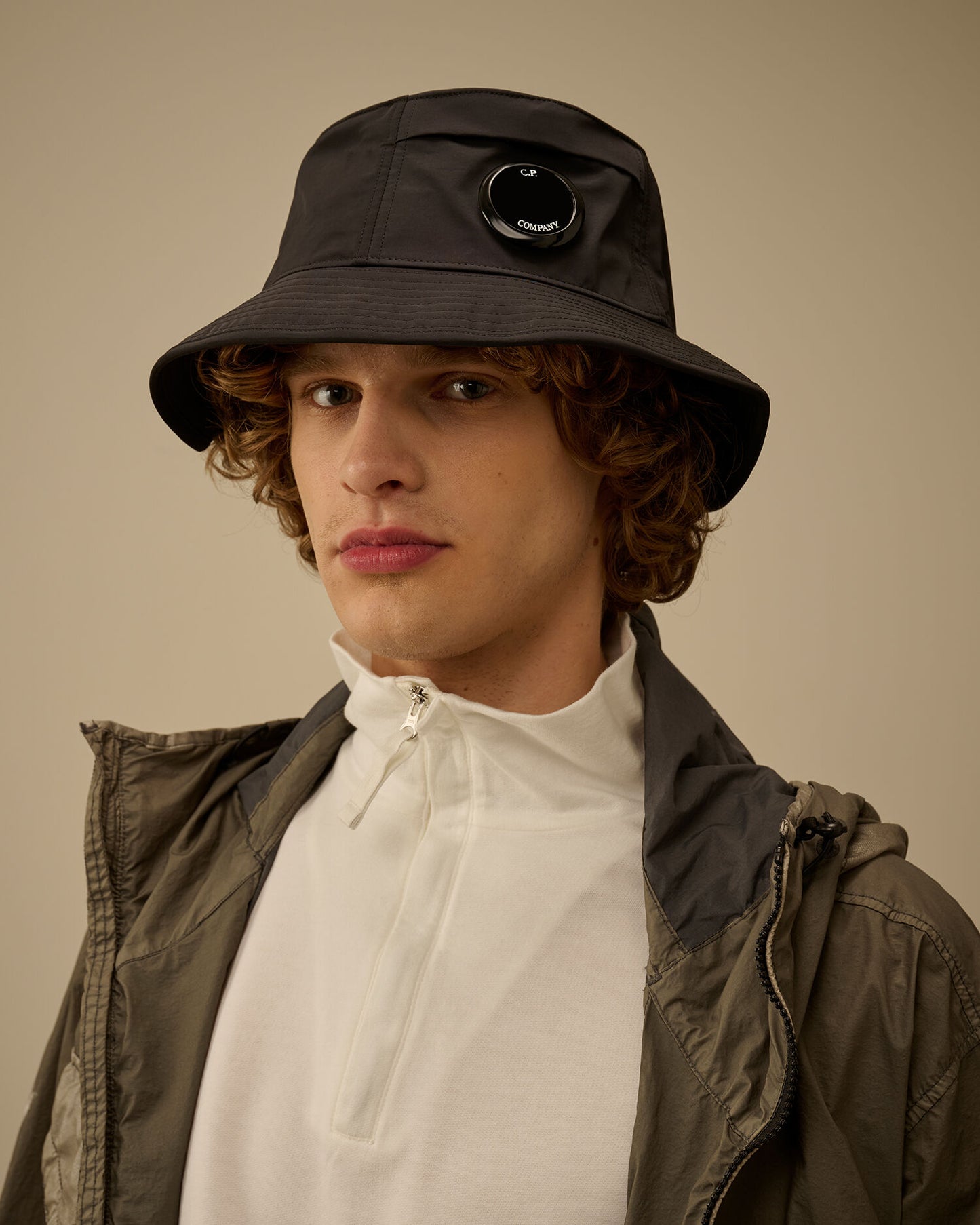 Chrome-R Lens Bucket Hat, BLACK