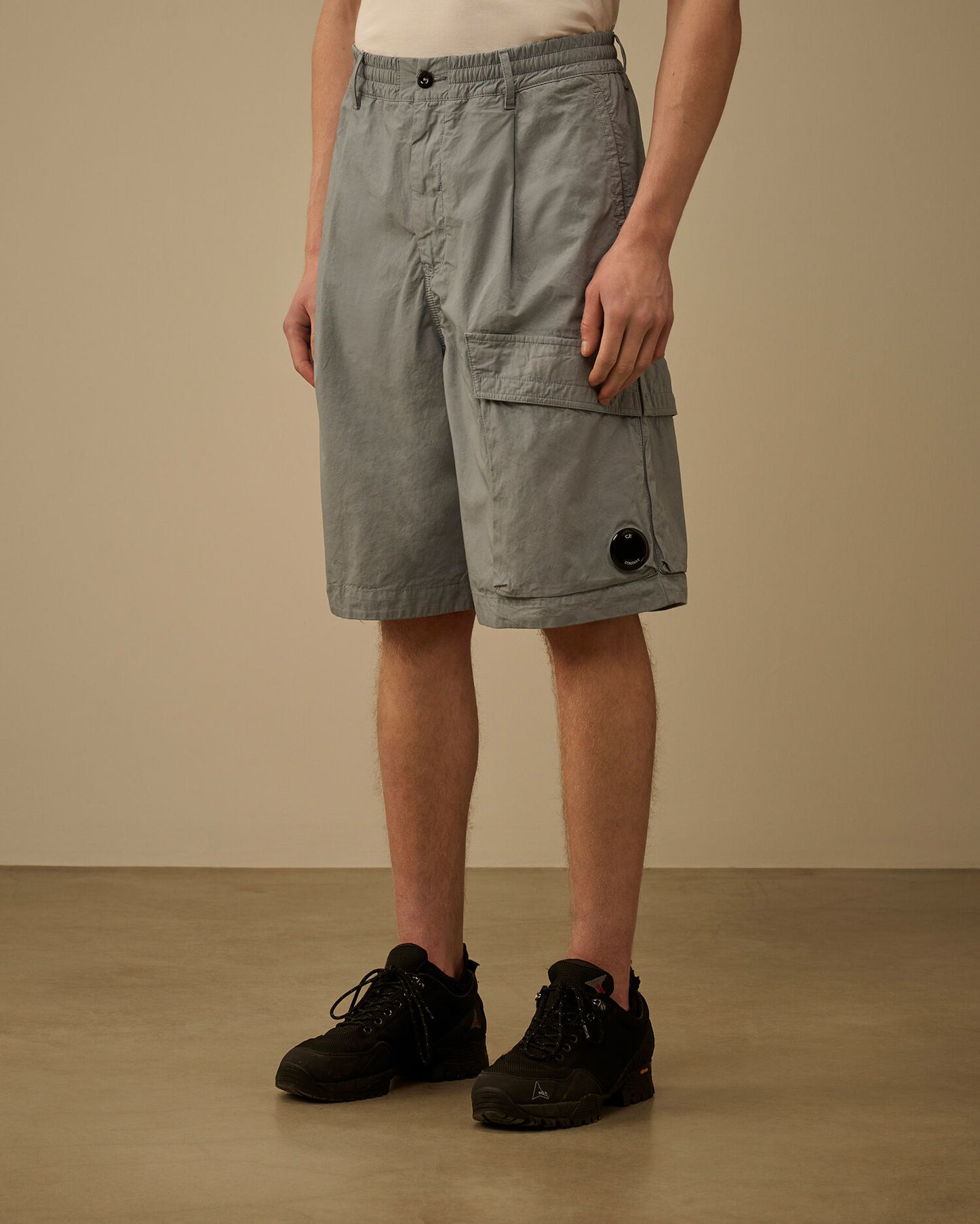Micro-Reps Boxy Lens Shorts, SILVER BLUE