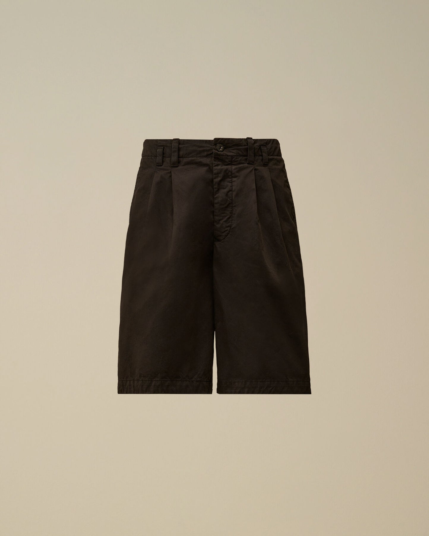 Cotton Gabardine Loose Pinces Shorts, BLACK
