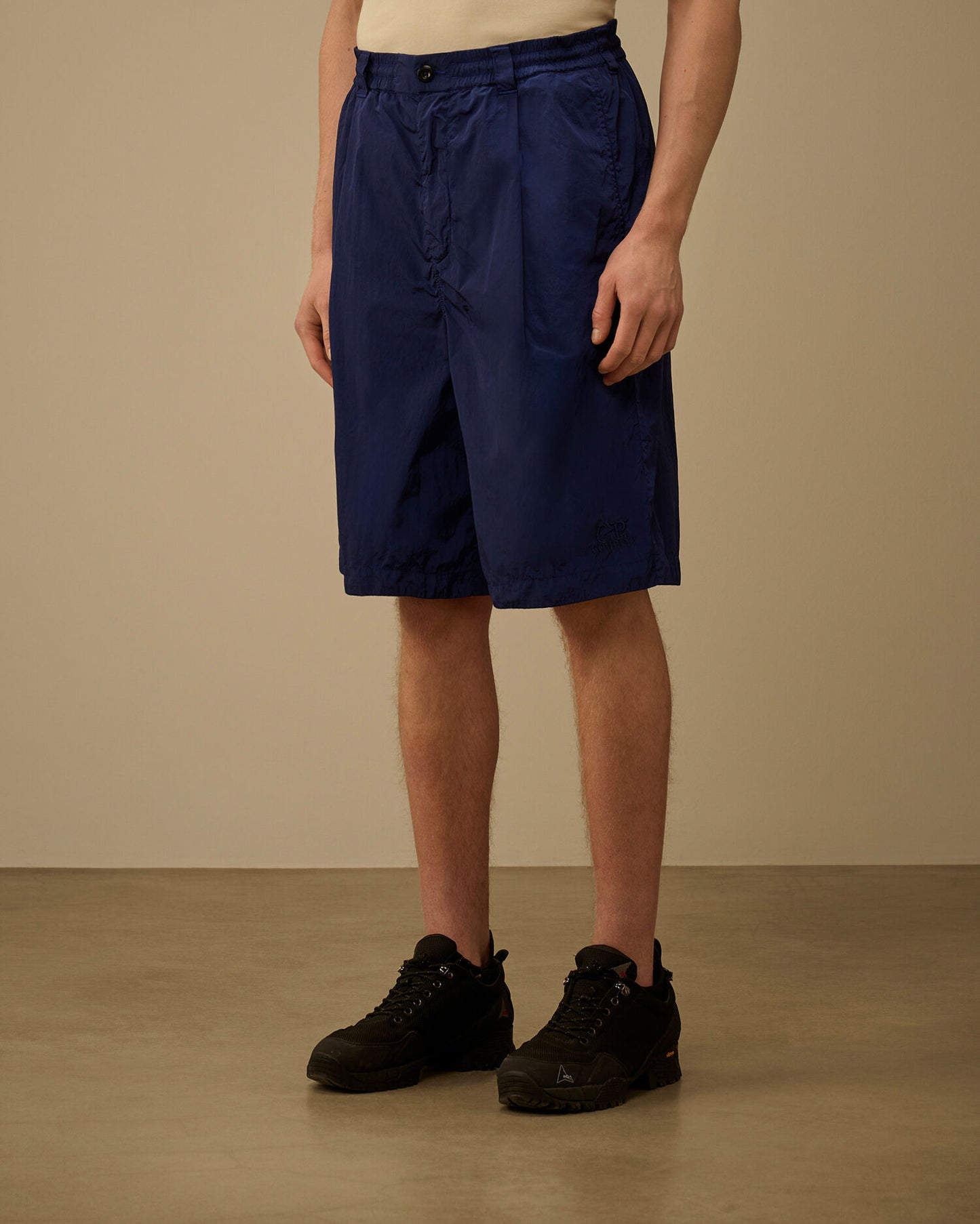 Chrome-R Boxy Pinces Shorts, BLUEPRINT