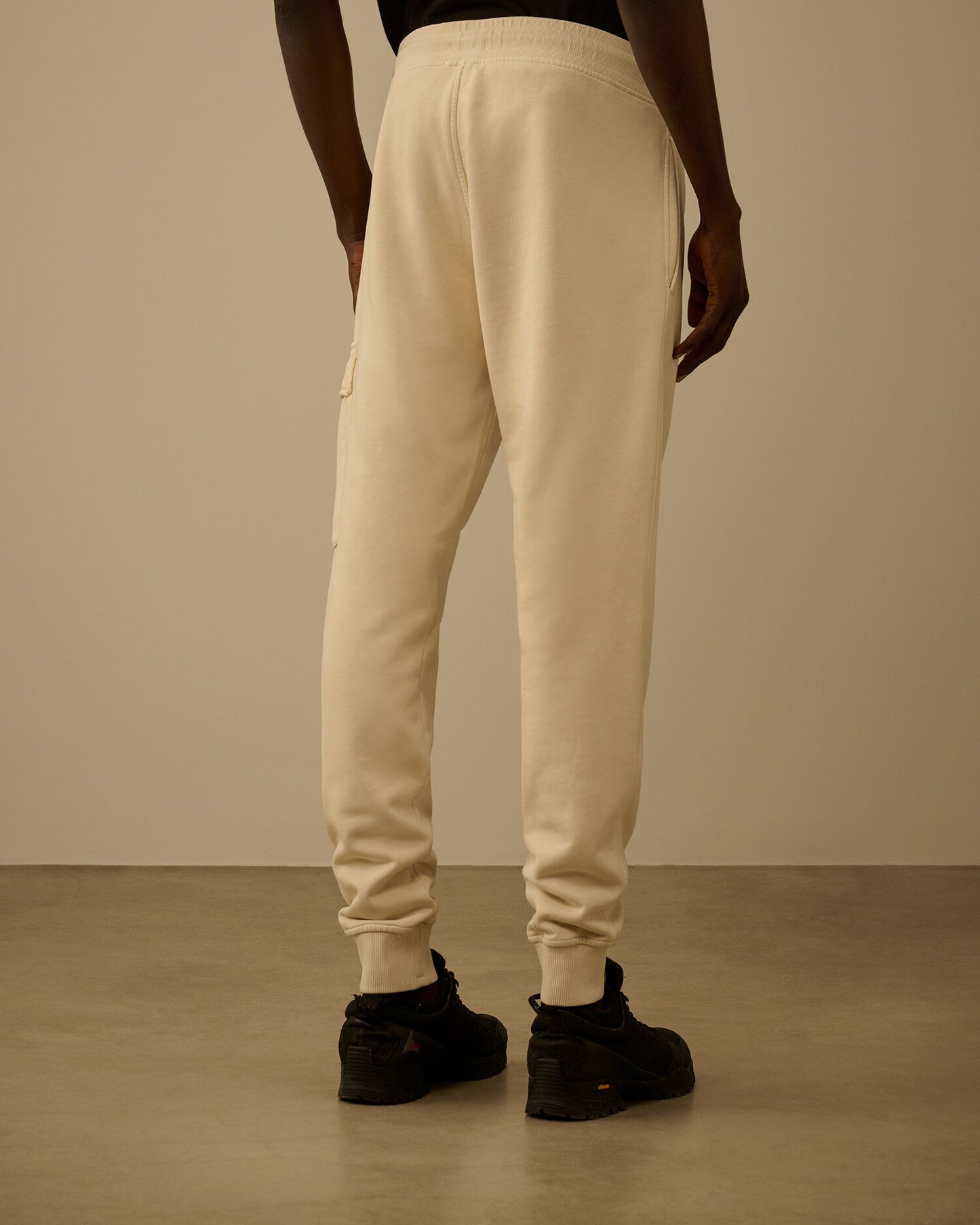 Cotton Diagonal Fleece Cargo Lens Sweatpants, FROZEN DEW - WHITE