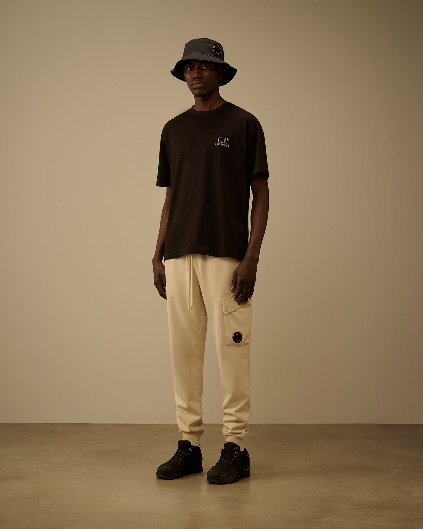 Cotton Diagonal Fleece Cargo Lens Sweatpants, FROZEN DEW - WHITE