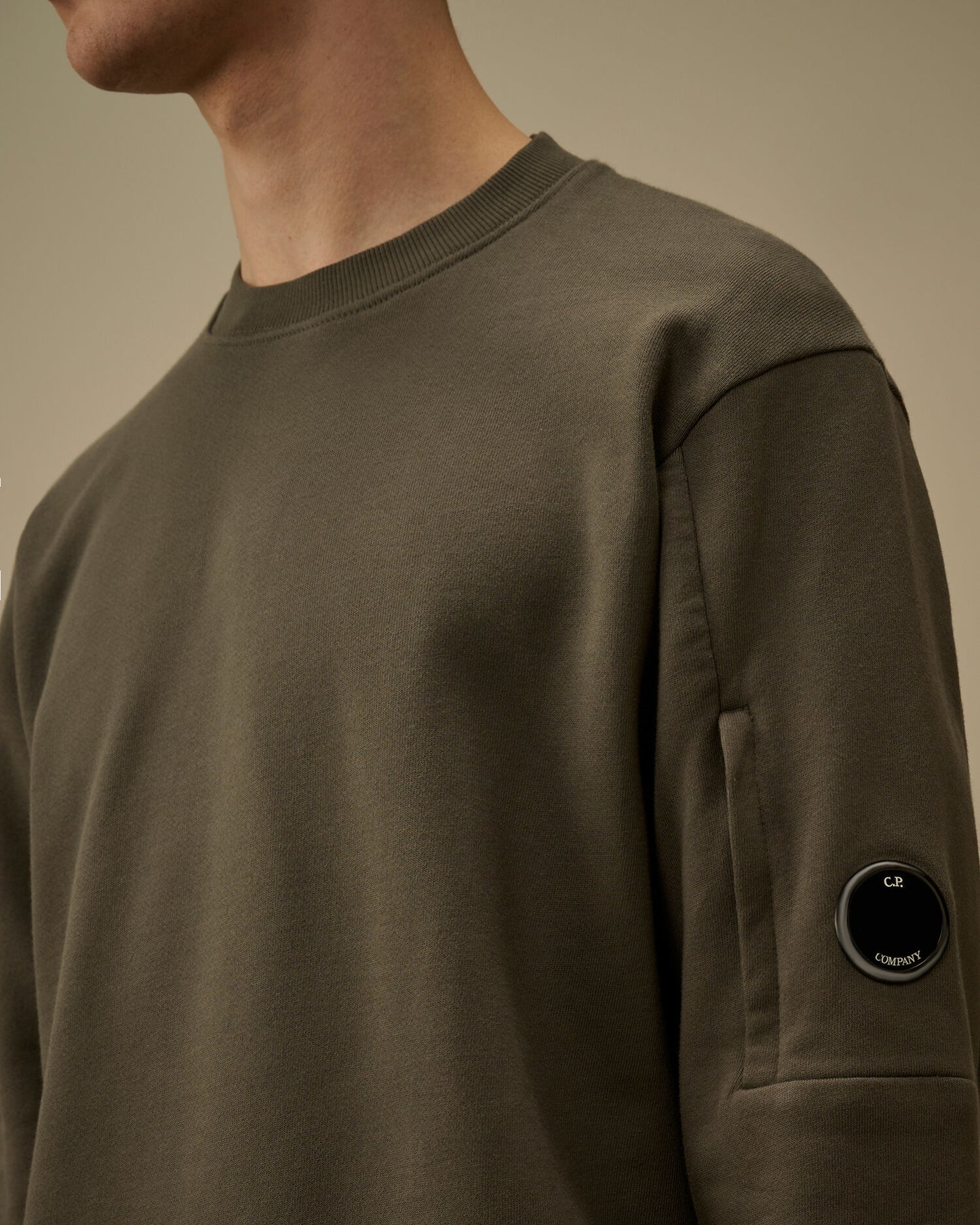 Diagonal Raised Fleece Crewneck Lens Sweatshirt, GUNMETAL - GREY