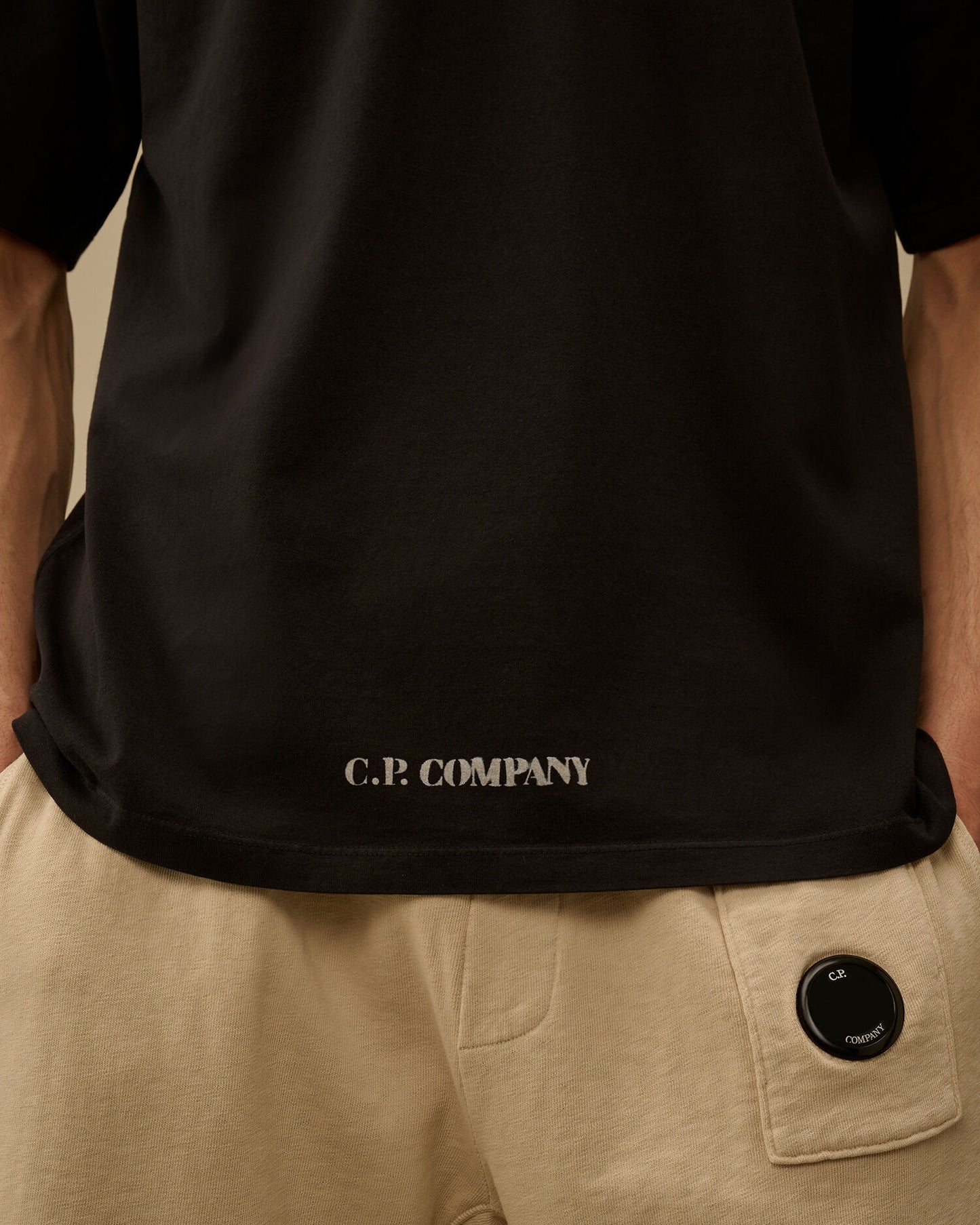 1020 Jersey Short Sleeve Stencil T-Shirt, BLACK