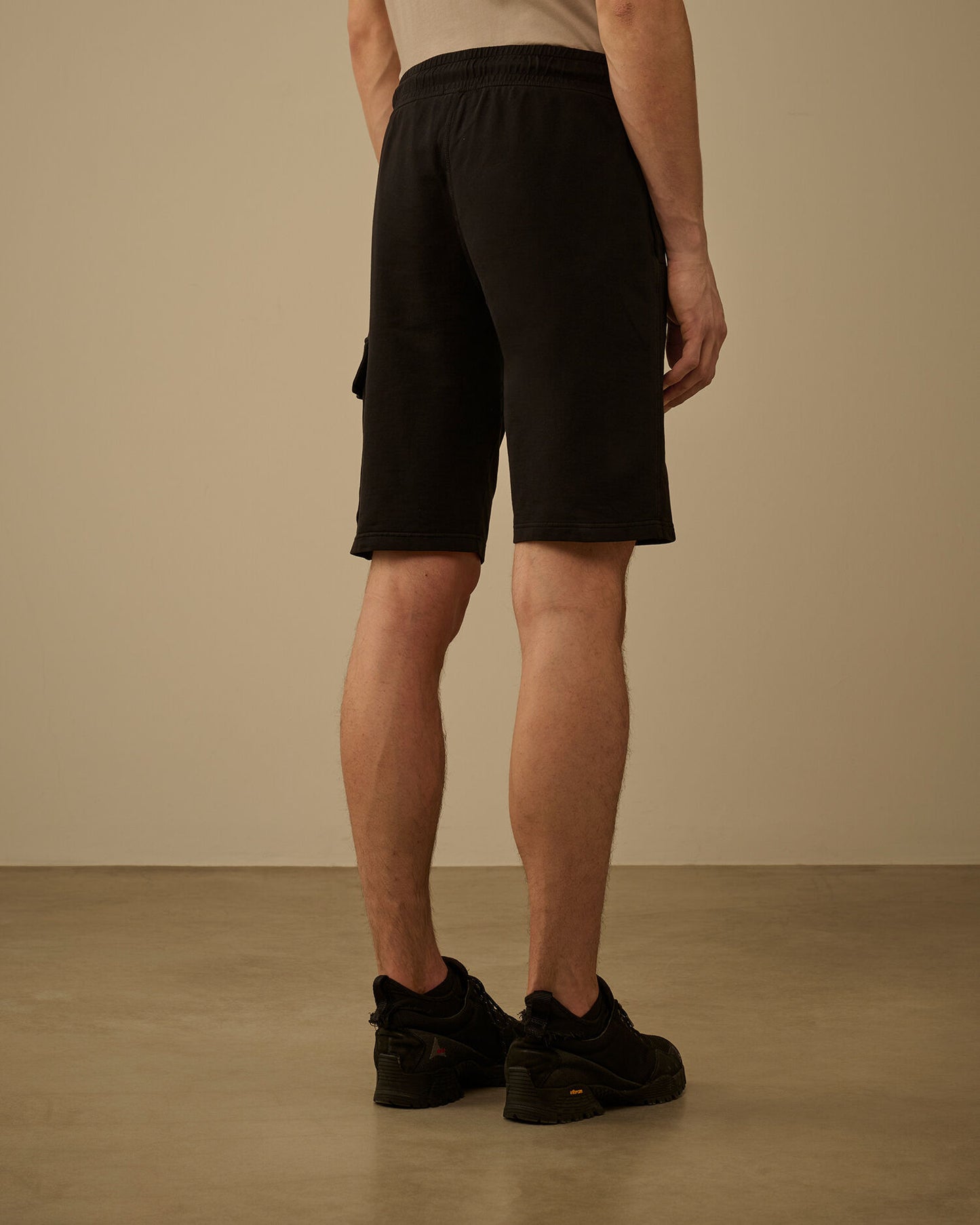 Light Fleece Cargo Lens Sweatshorts, BLACK
