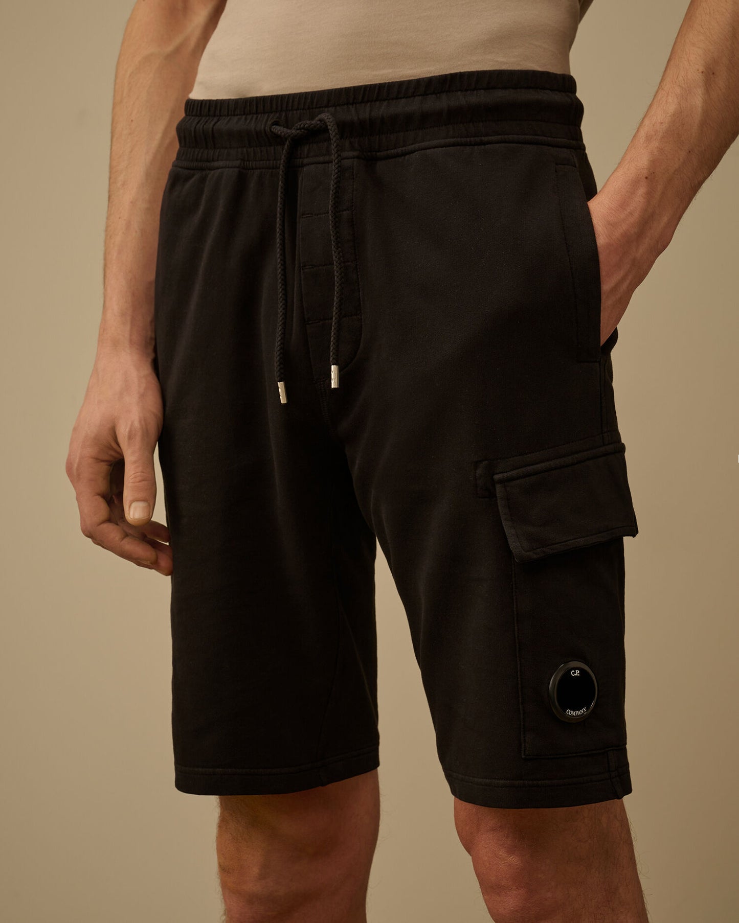 Light Fleece Cargo Lens Sweatshorts, BLACK