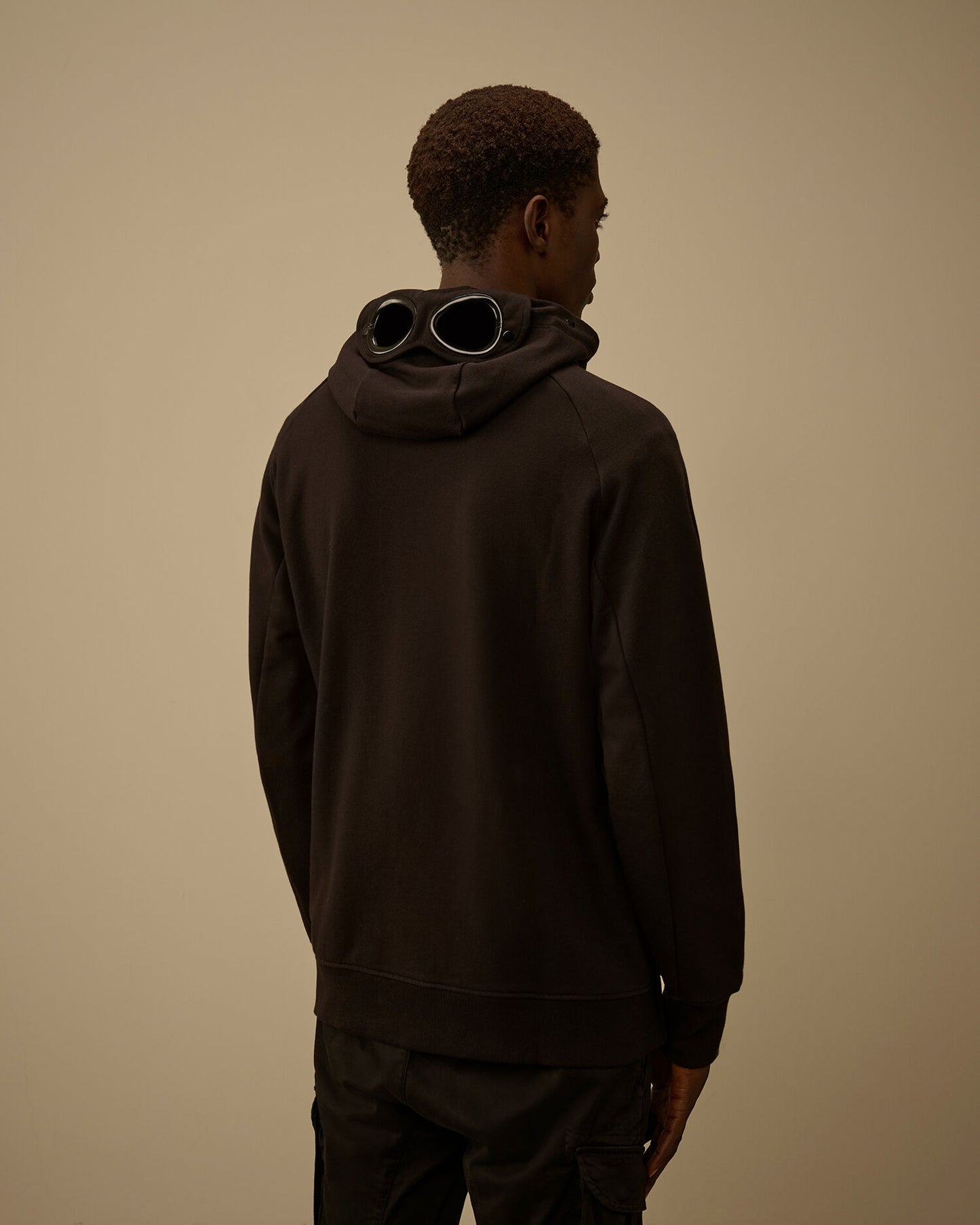 Diagonal Raised Fleece Goggle Sweatshirt, BLACK